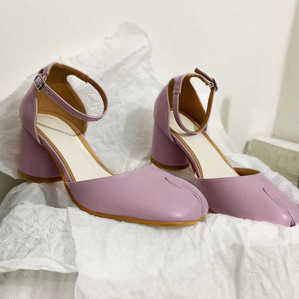 

sandals 2023 summer new split toe shoes women buckle strap sandals women chunky round high heels fashion sandalias de las mujeres t230208, Black