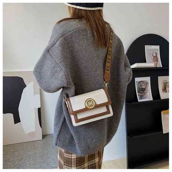 

22% off handbag 2023 new bag factory store wide belt small square texture style shoulder