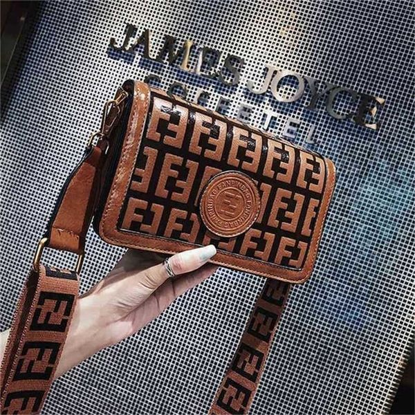 

28% off handbag 2023 new bag ladies senxi leather wide shoulder strap messenger