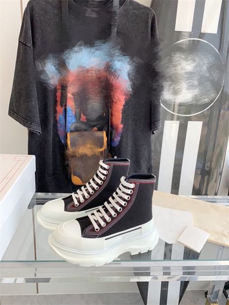 

2023 mens designer dress shoes leather casual shoes decoration men genuine leathers joining together low to help sneakers, Black