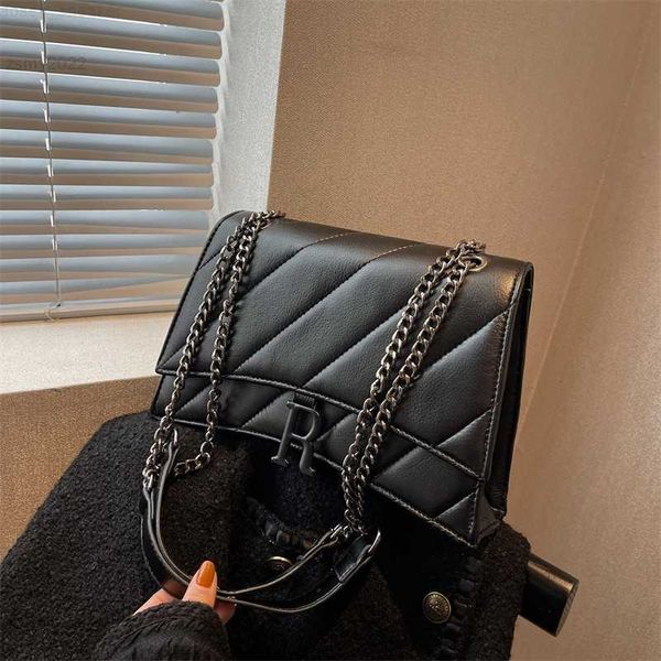 

chains crossbody bag 2022 fashion ladies shining party messenger bags designer womens quality luxury design purses