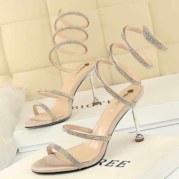

sandals 2023 summer luxury women 8cm thin high heels nightclub sandals green red stiletto heels glitter crystal roman sandal prom shoes t230, Black