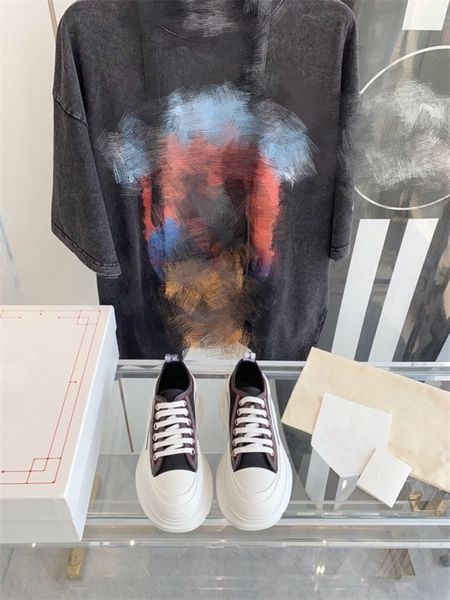 

2023 casual shoes sneaker mens women sneakers panda white black grey fog unc green syracuse green apple triple pink sail chicago kentucky me