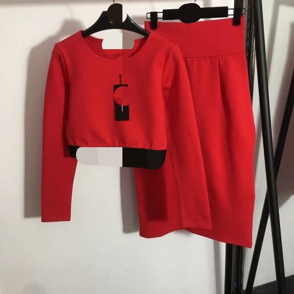 

213 2023 spring two pieces sets crew neck empire black red pullover long sleeve empire short pants meiyi8, White