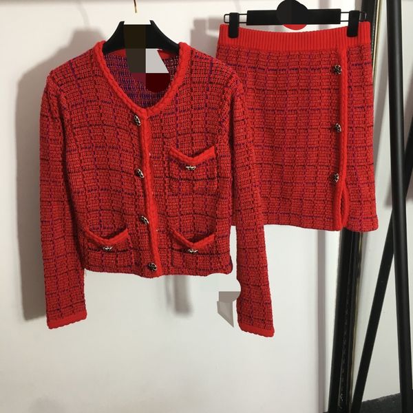 

213 2023 spring two pieces sets crew neck empire red pink button long sleeve empire short pants meiyi8, White