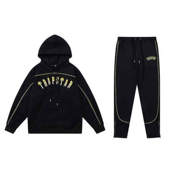 

men's hoodies sweatshirts 23ss london towel embroidery trapstar hoodie men women eu size 100 cotton trapstar sweatshirt hip hop autumn, Black