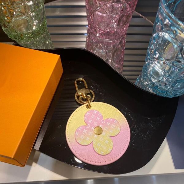 

new round pink men's and women's key rings suitable for all luxury key ring belt original box, Silver