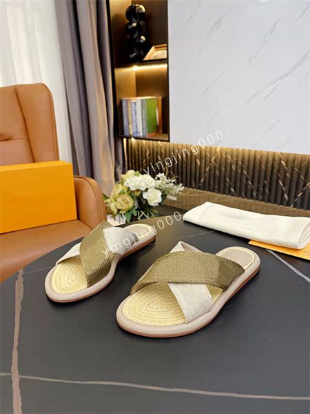 

2023 comfortable foot feeling quality assurance emotional support in sandals beach slippers do not slip and play is more comfortable, Black