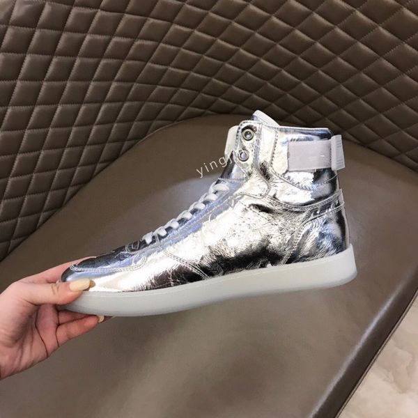 

2023 spring men shoes luxury designer sneaker matching white matte cowhide with the same color outsole, Black