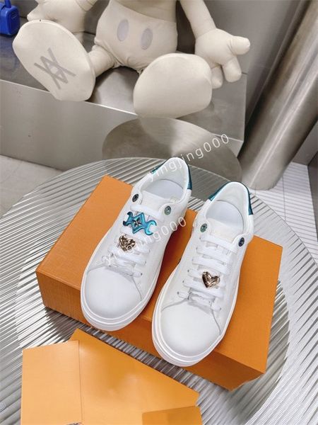 

2023 designer women boots casual shoes classic canvas sneakers brand wheel lady stylist trainers fashion platform solid size35-45, Black