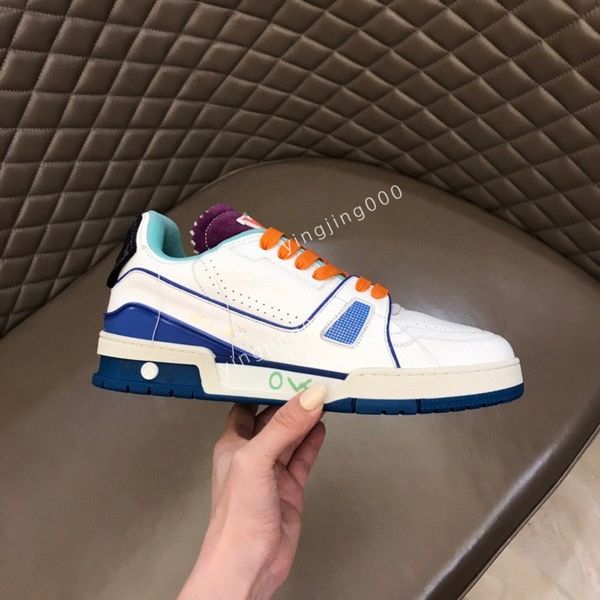 

luxury boots spring and summer men sports shoes collision color outsole super good-looking are, Black
