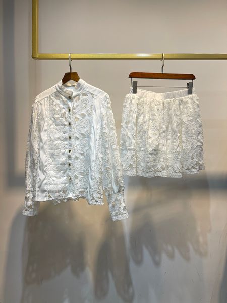 

australian designer women's pants & capris two-pieces cutout flower pattern long-sleeved shirt with shorts, Black;white