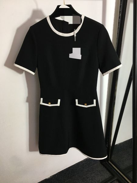 

203 xl 2023 runway dress spring summer dress crew neck red black short sleeve brand same style empire womens dress fashion meiyi15