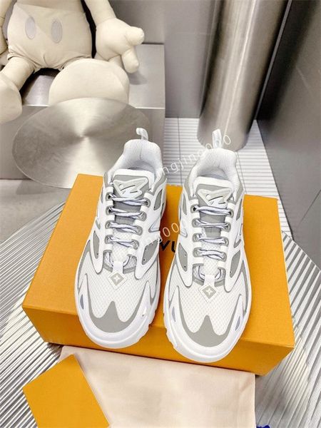 

2023 thunder boots sneaker casual shoes men fashion outdoor mens sneakers trainer size39-46 jy220601, Black