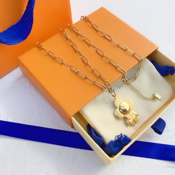 

luxury design necklace choker chain 18k gold plated stainless steel necklaces flower doll pendant fashion women wedding jewelry accessories, Silver