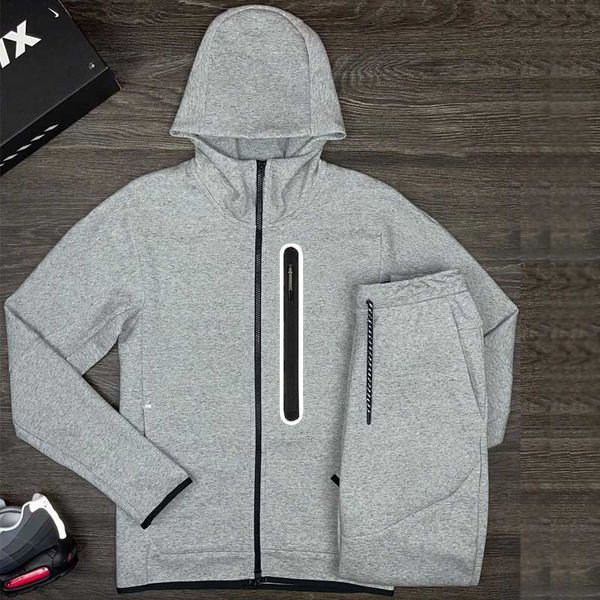 

2023 designer thin mens sportswear tech fleece pants tracksuit sportwear pant tracksuits loose one zip men camouflage mans asian szie r79b, Black