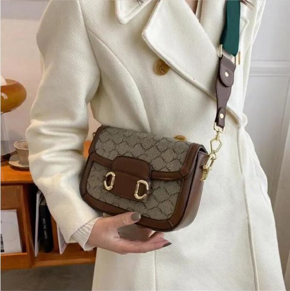 

girl designers shoulder bags 21cm handbag messenger women totes fashion vintage handbags printed flower fashion crossbody clutch walletgirl