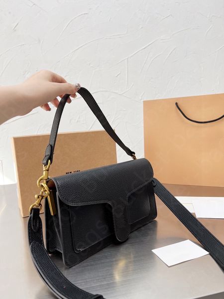 

designer shoulder bags chain cluth crossbody women handle handbags pebble leather fashion chain baguette bag wallet purse with box dust bag