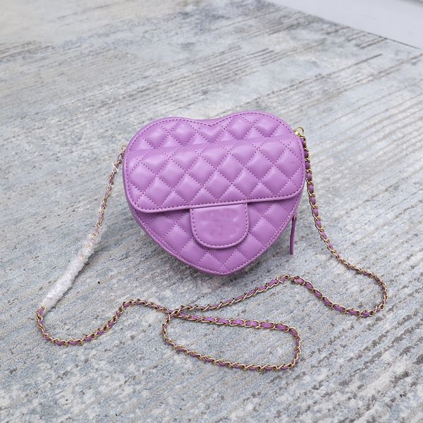 

2022 winter designer bag luxury shoulder bag handbag purse messenger chain heart-shaped fashion, compact and convenient