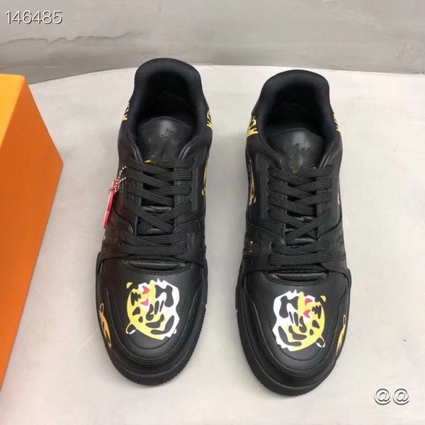

2023 designer calfskin casual shoes sneakers clothleather trainers fashion stylist shoes leisure shoe lace-up sneaker size38-45 edj220822, Black