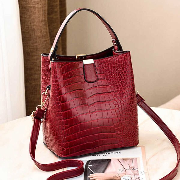 

totes fashion bucket shoulder bag women small crossbody bag female messenger bags ladies stone pattern leather handbag sac brand totes 02112