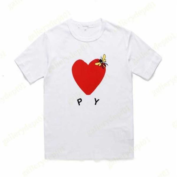 

fashion mens play t shirt cdg designer hearts casual womens des badge garcons graphic tee heart behind letter on chest t-shirt h21, White;black