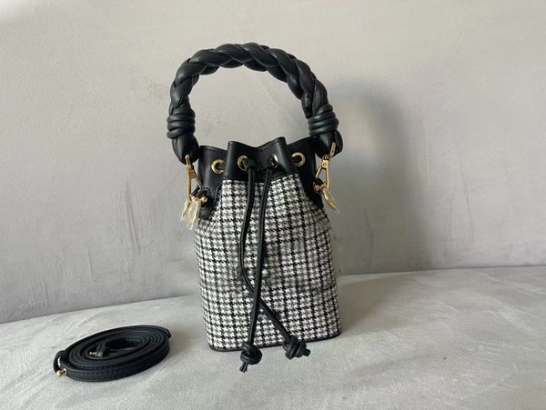 

women's bag fashion casual simple high-end quality model no. 183m73