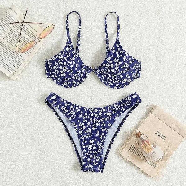 

bikini floral gather backless split swimsuit high waist triangle, White;black