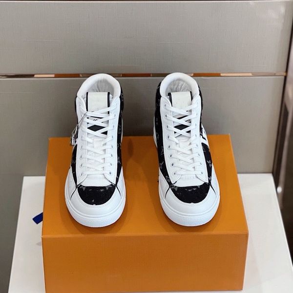 

2023 designer calfskin casual shoes sneakers leather trainers fashion stylist shoes leisure shoe platform lace-up sneaker size38-45, Black