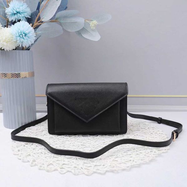 

prads designer luxury prade bags for womens pink strap crossbody handbags vintage paris plaid totes bag purses shoulder pravda mens multicol