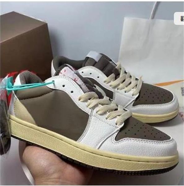 

2023 new shoes travis scotts x fragment design og 1s low mens basketball luxury designer jumpman 1 military blue womens sneakers, Black