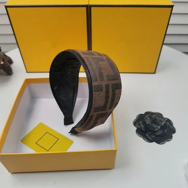 

2022 luxury f brand wide brim headbands fashion brown color big letter women girl headband hairband with stamp hair accessories, Silver