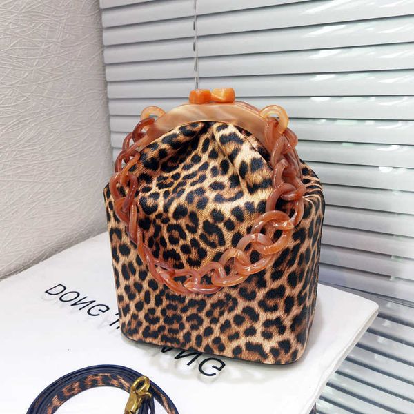 

fashion leopard clip bag women's shoulder s luxury chains crossbody s for women 2022 messenger ladies handbag