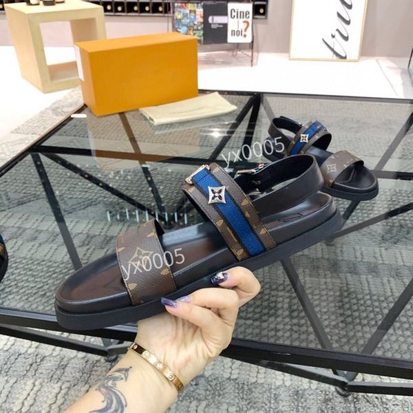 

2023 designer slippers beach classic flat sandals luxury summe leather flip flops men slides size38-45, Black