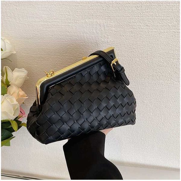 

luxury weave style women's shoulder bag leather crossbody designer handbag party clip tote ladies cloud clutch 2023