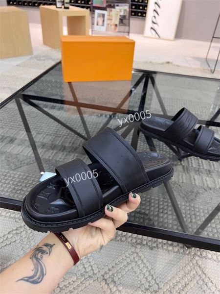 

designer slippers beach classic flat sandals luxury summer leather flip flops men slides, Black