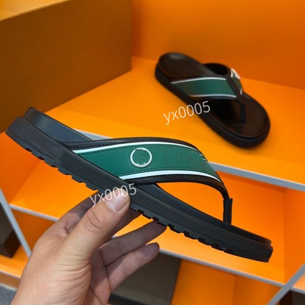 

2023 fashion classic men sandals slippers slide summer designer luxury leather rubber flip flops shoe outdoor beach shoes size38-45 zm220703, Black