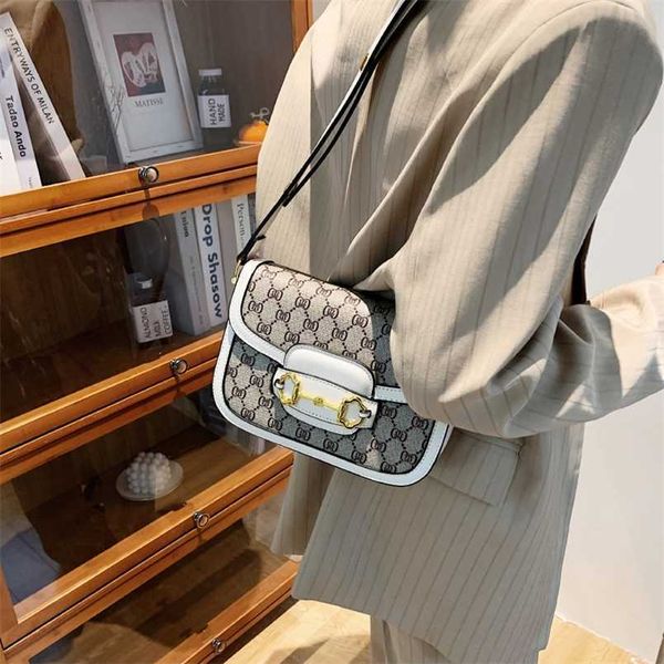 

clearance outlets online red fashion trend women's single shoulder messenger bag