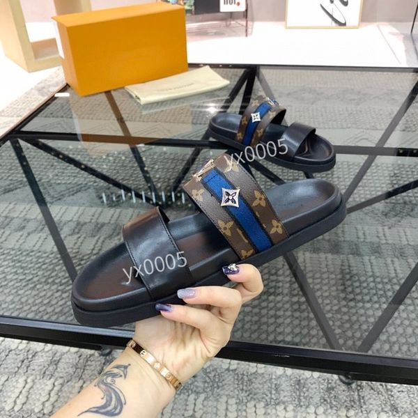 

designer slippers beach classic flat sandals luxury summe leather flip flops men slides, Black