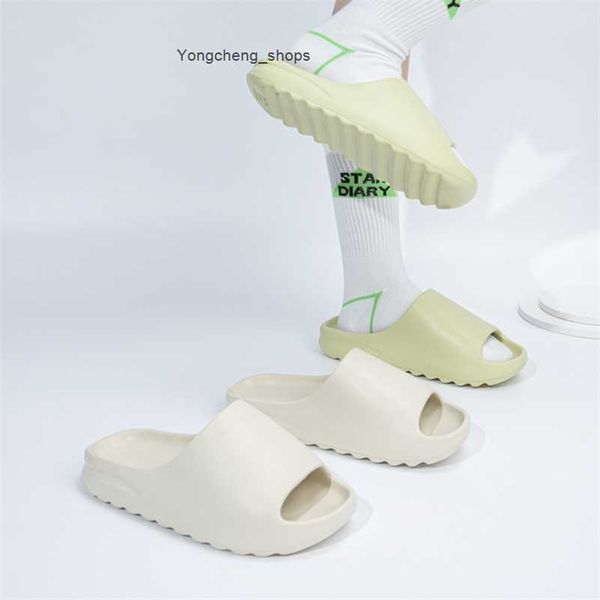 

designer yeesys slides slippers kany sandals foam rubber selling coconut slippers same thick bottomed indoor outdoor beach flip flop yee, Black