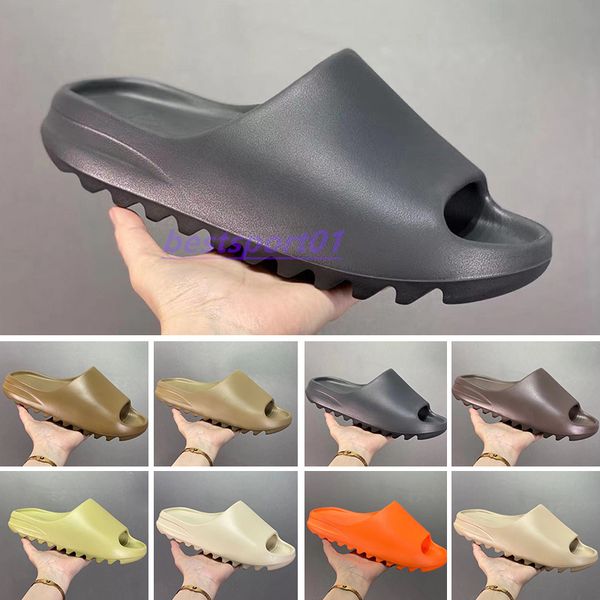 

2022 foam runner sandals shoes slippers triple black white resin desert sand men women fashion slides orange bones sneakers b1