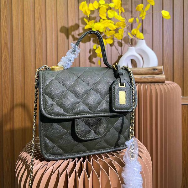 

womens retro tofu postman bag rhombus pattern handbag with three gold gold metal chain cross shoulder multipocket luxury giant designer hand