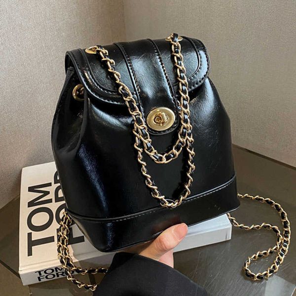 

handbag factory wholesale retail casual version backpack large capacity bucket bag 2023 new spring and summer chain single shoulder small di