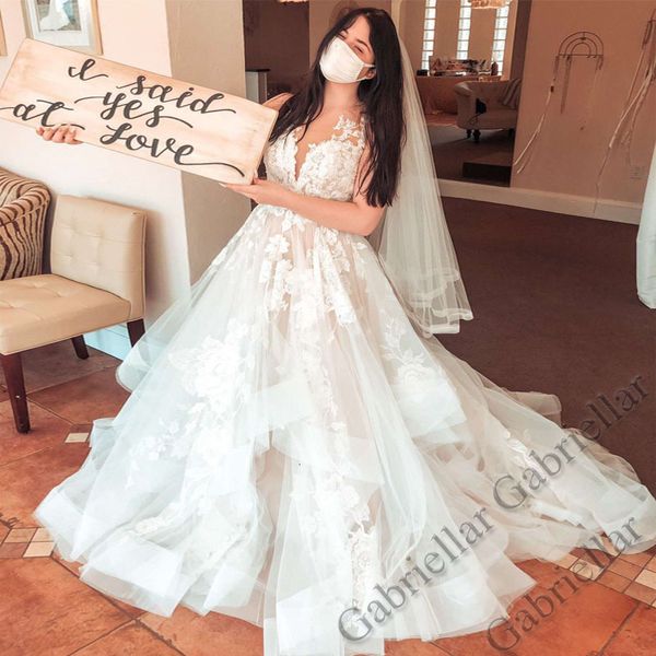 

party dresses luxury backless wedding dress princess zipper exquisite appliques v neck sleeveless mopping gown vestido de novia 2023 women 2, White;black