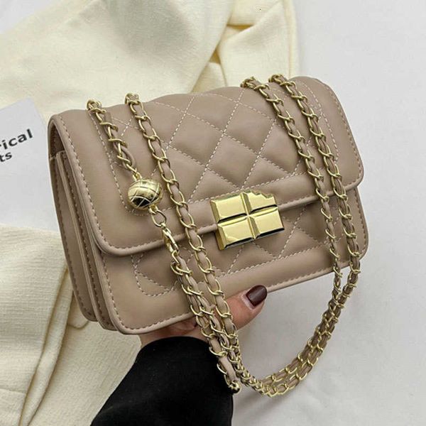 

handbag factory wholesale retail small french bag women's 2023 new chain versatile shoulder crossbody