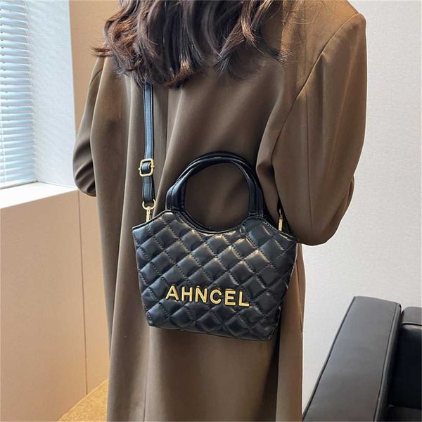 

80% off bags outlet store small fragrance bag women's embroidery handbag in autumn and winter