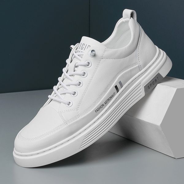 

men's shoes 2023 spring new men's casual shoes leather versatile small white shoes fashion sports board shoes for men