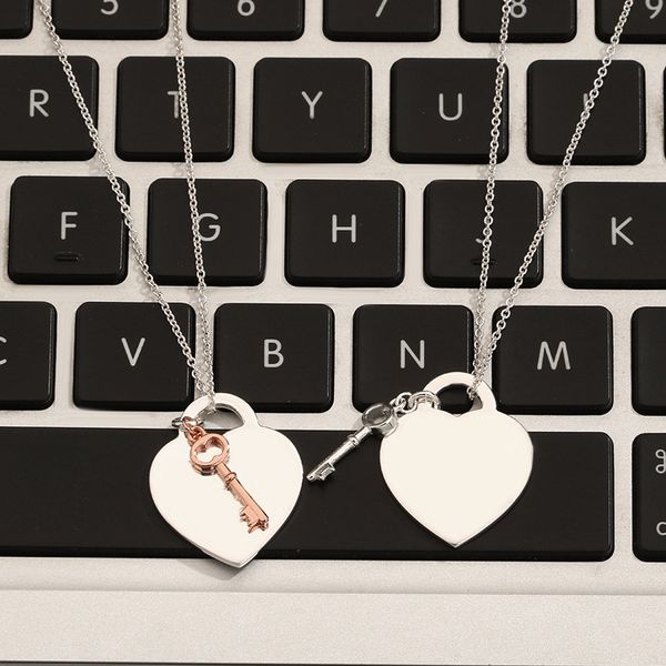 

designer necklace love key necklace deluxe unisable accessories for men and women fashion pendant party wedding christmas jewelry gifts, Silver