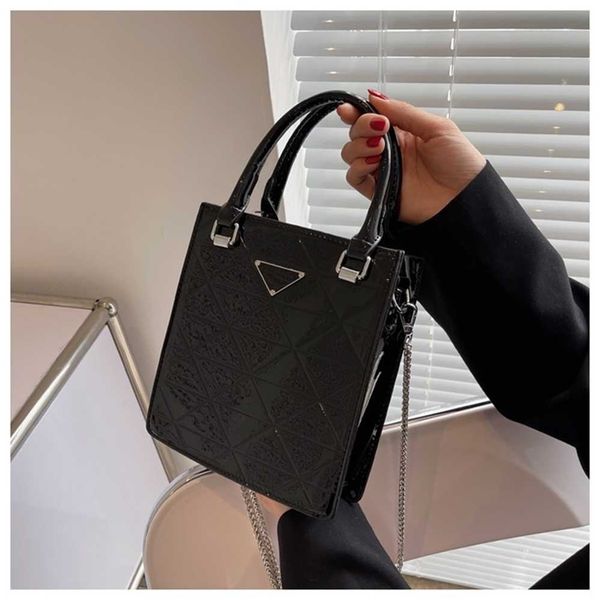 

designer handbag store 70% off handbag trendy small square value single messenger women's leather bright face single sales