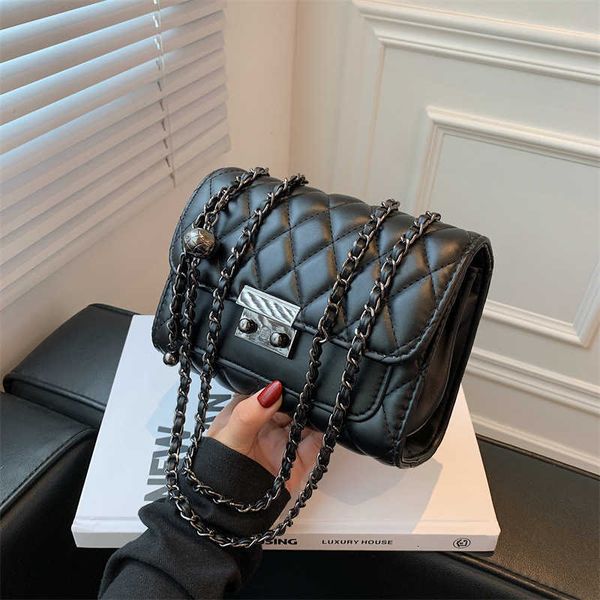 

handbag factory wholesale retail this year's popular small bag women's 2023 new fashion versatile rhombus chain autumn and winter